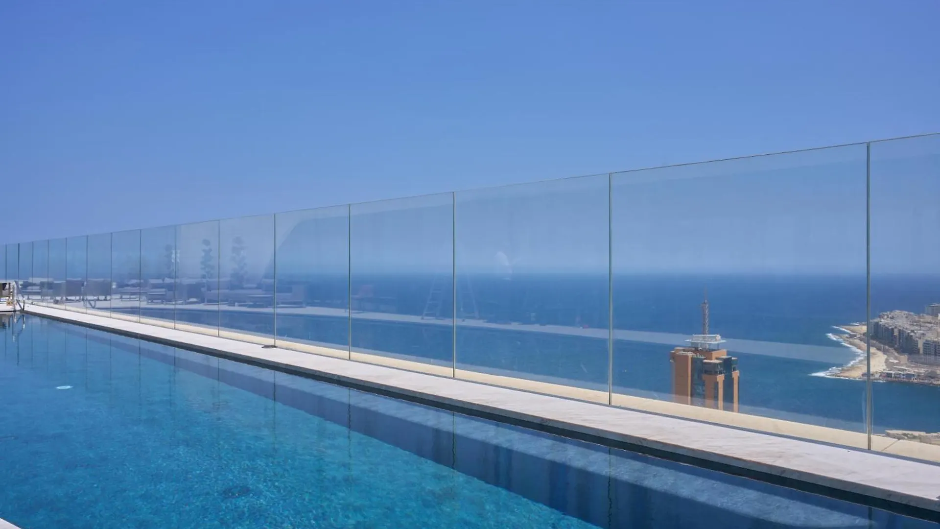 Sky High Luxury Apartment In Mercury Towers With Infinite Seaviews Saint Julian's